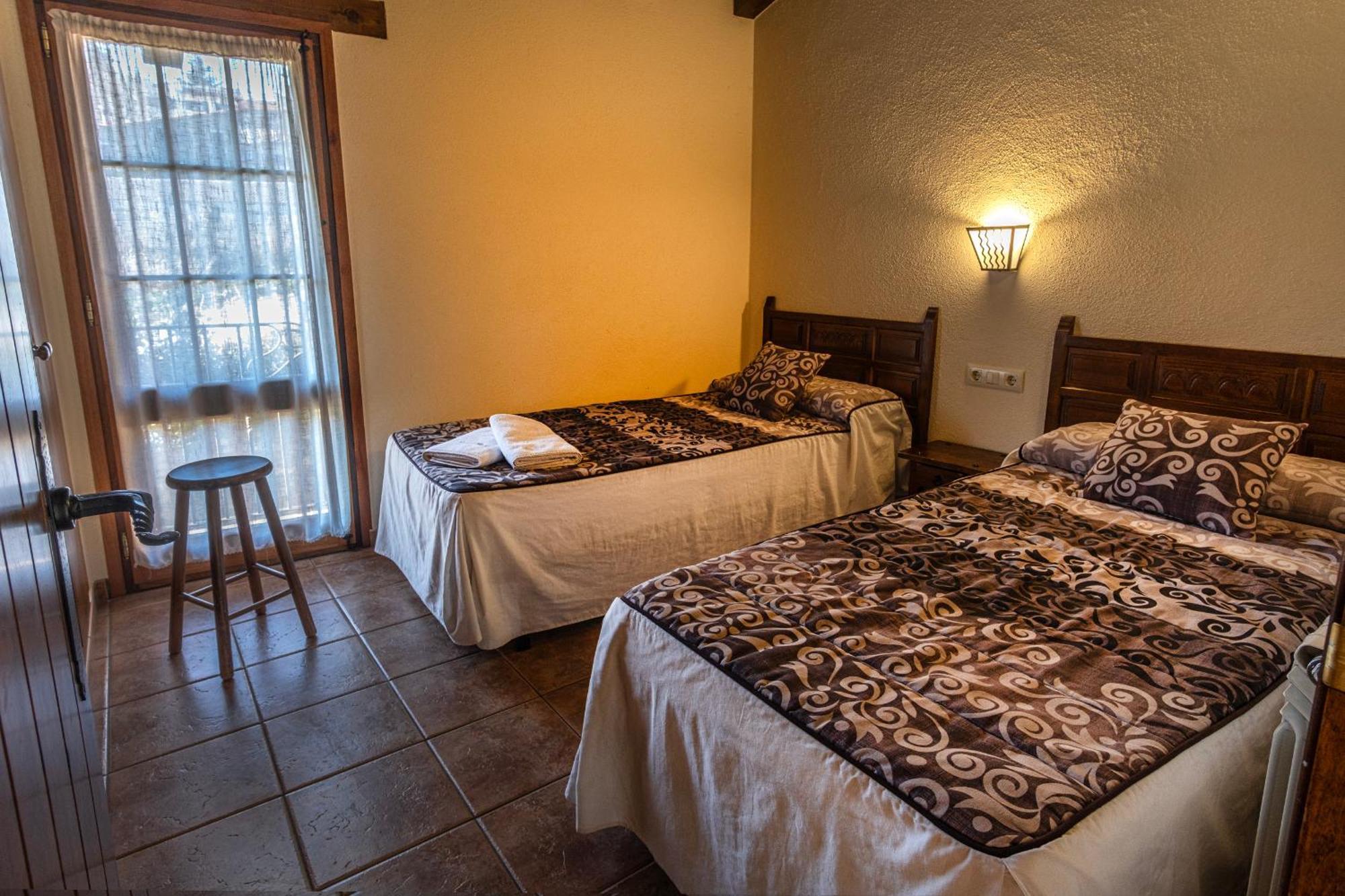 Can Tubau - Casa Rural - Apartaments Campelles Eksteriør bilde