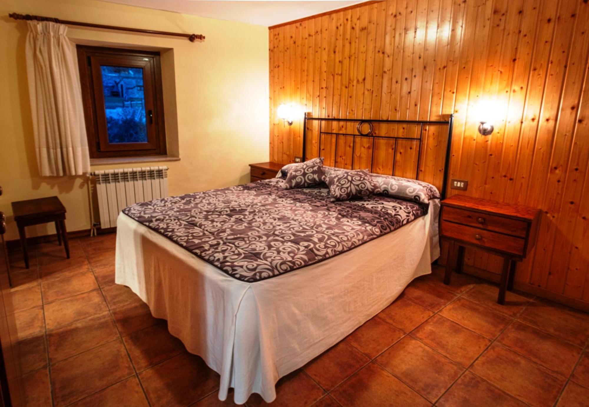 Can Tubau - Casa Rural - Apartaments Campelles Eksteriør bilde