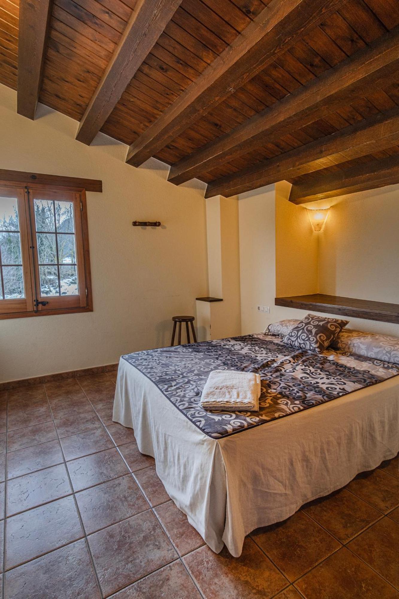 Can Tubau - Casa Rural - Apartaments Campelles Eksteriør bilde
