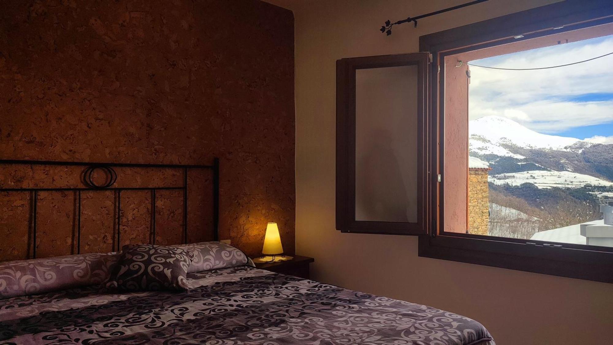 Can Tubau - Casa Rural - Apartaments Campelles Eksteriør bilde