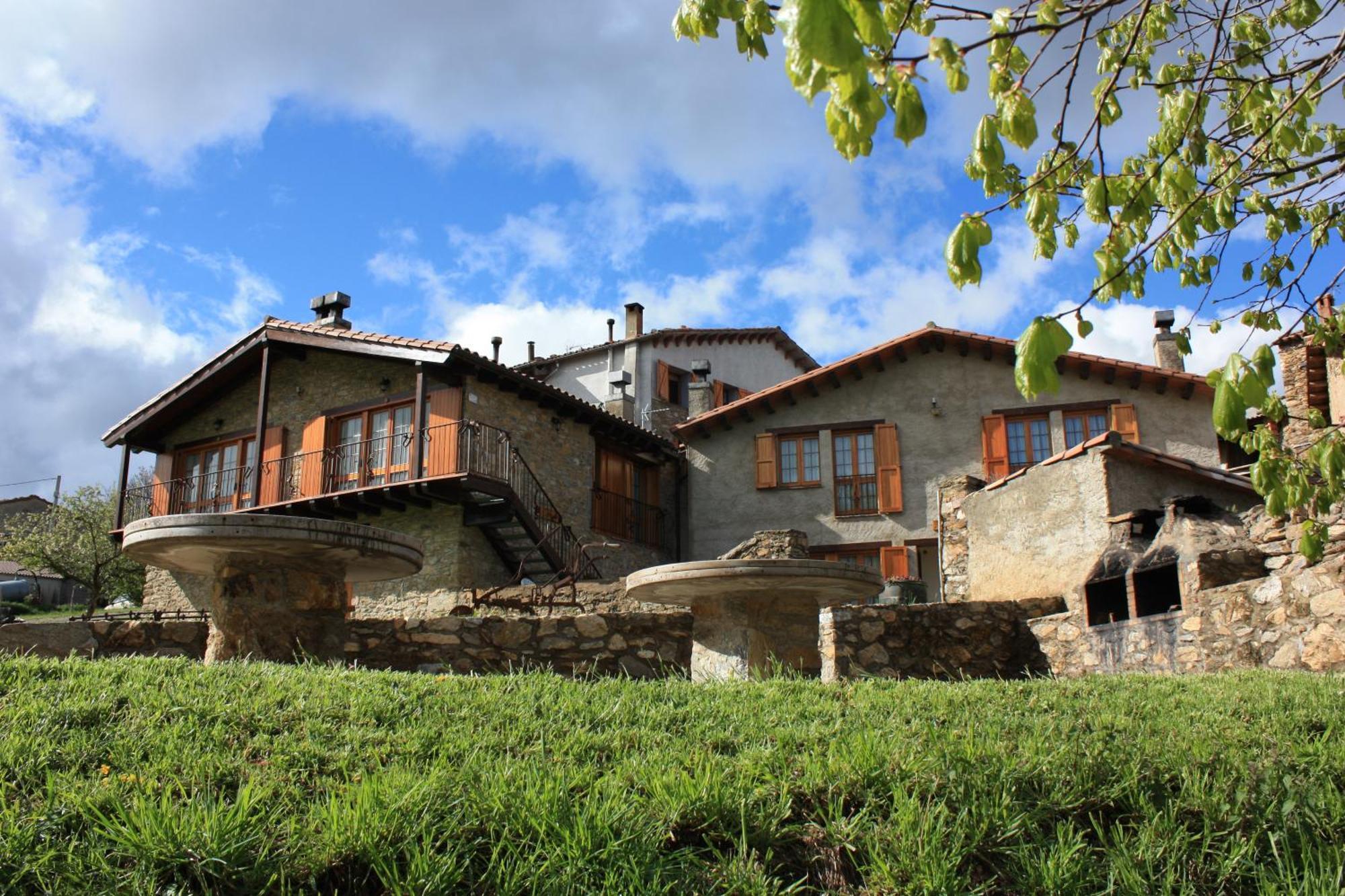 Can Tubau - Casa Rural - Apartaments Campelles Eksteriør bilde