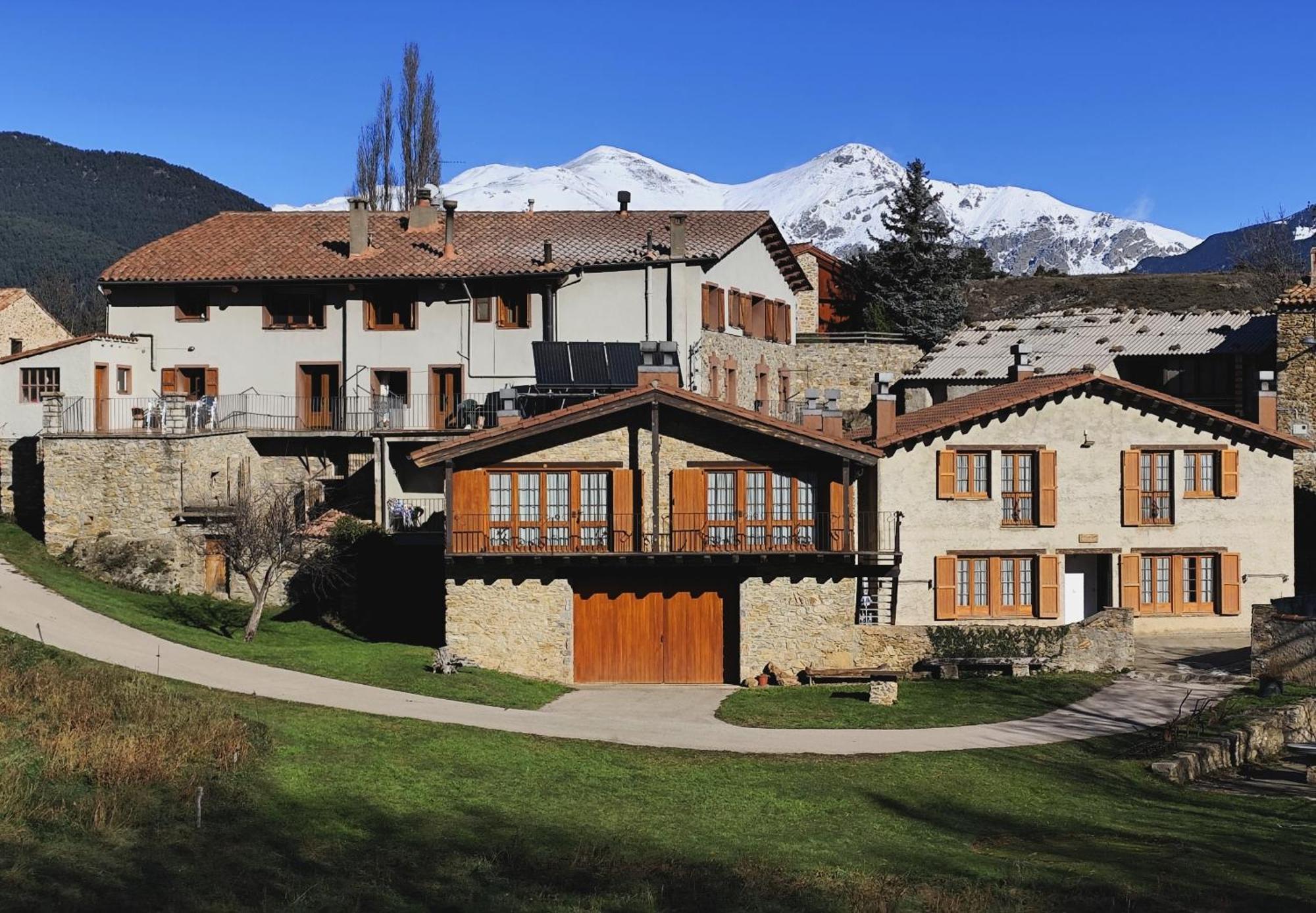 Can Tubau - Casa Rural - Apartaments Campelles Eksteriør bilde